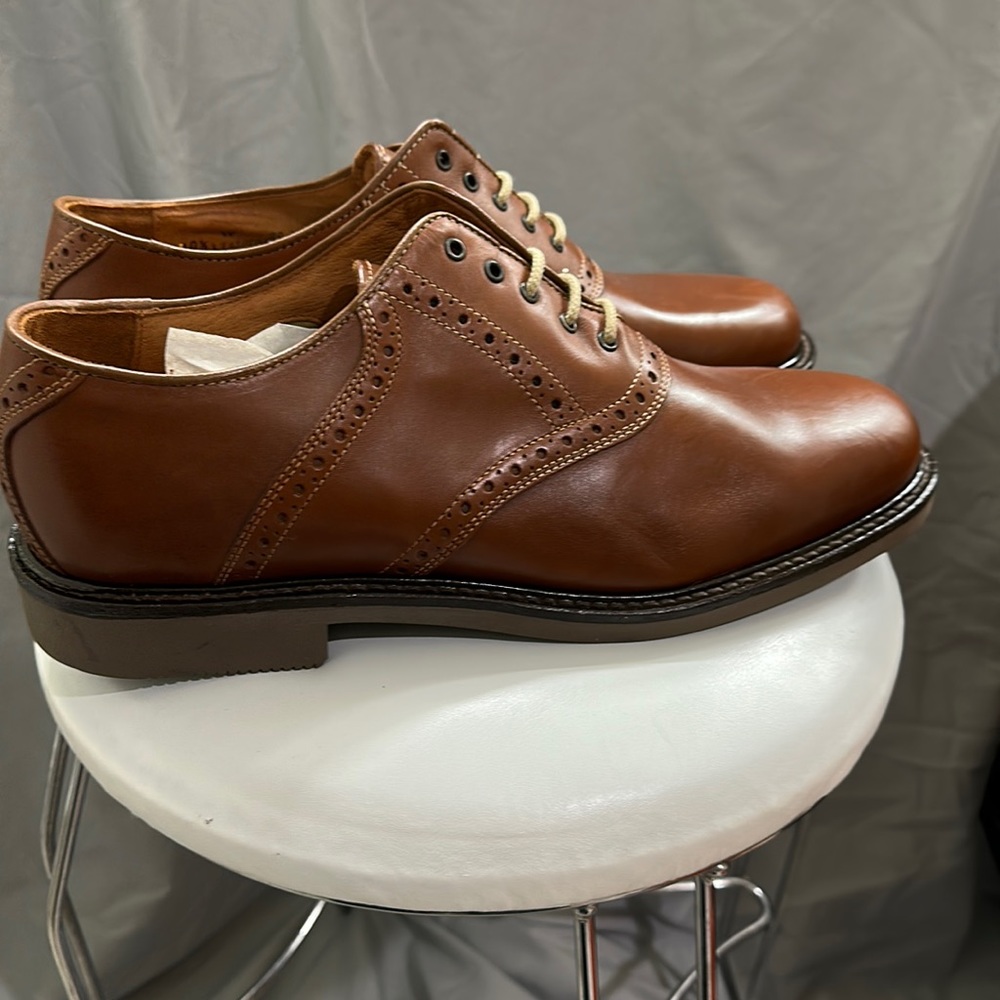 NIB Johnston and Murphy waterproof Hartley plain toe shoe